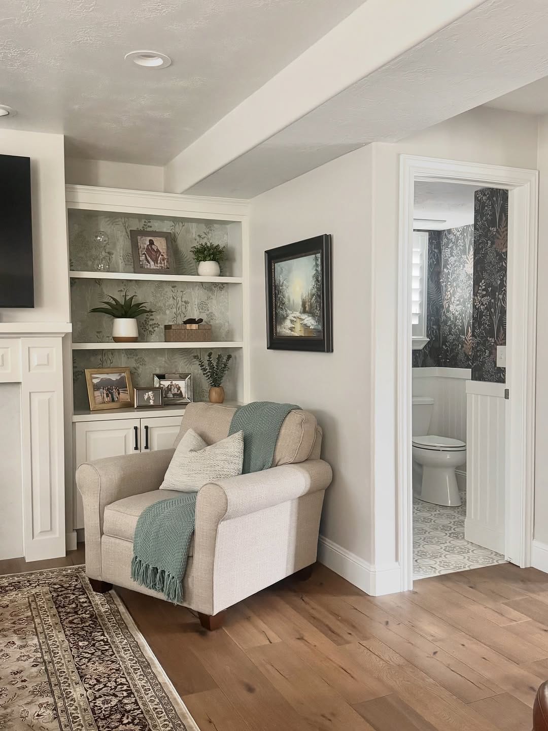 Post 8 by Kristen Rockwood | UT Designer on Instagram (carousel)