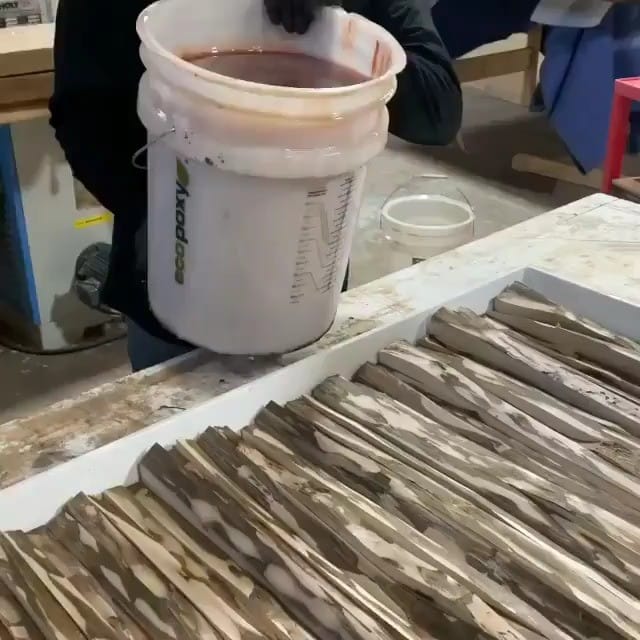 Post 1 by Epoxy Planet on Instagram (video)