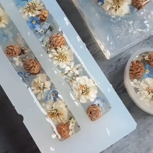 Post 10 by Epoxy Planet on Instagram (video)