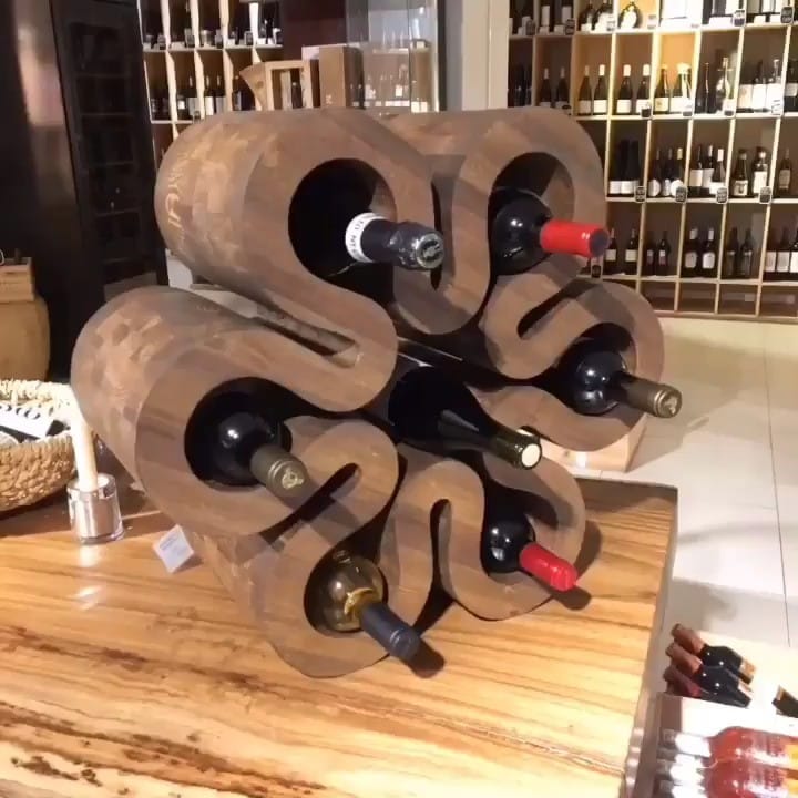Post 5 by Epoxy Planet on Instagram (video)