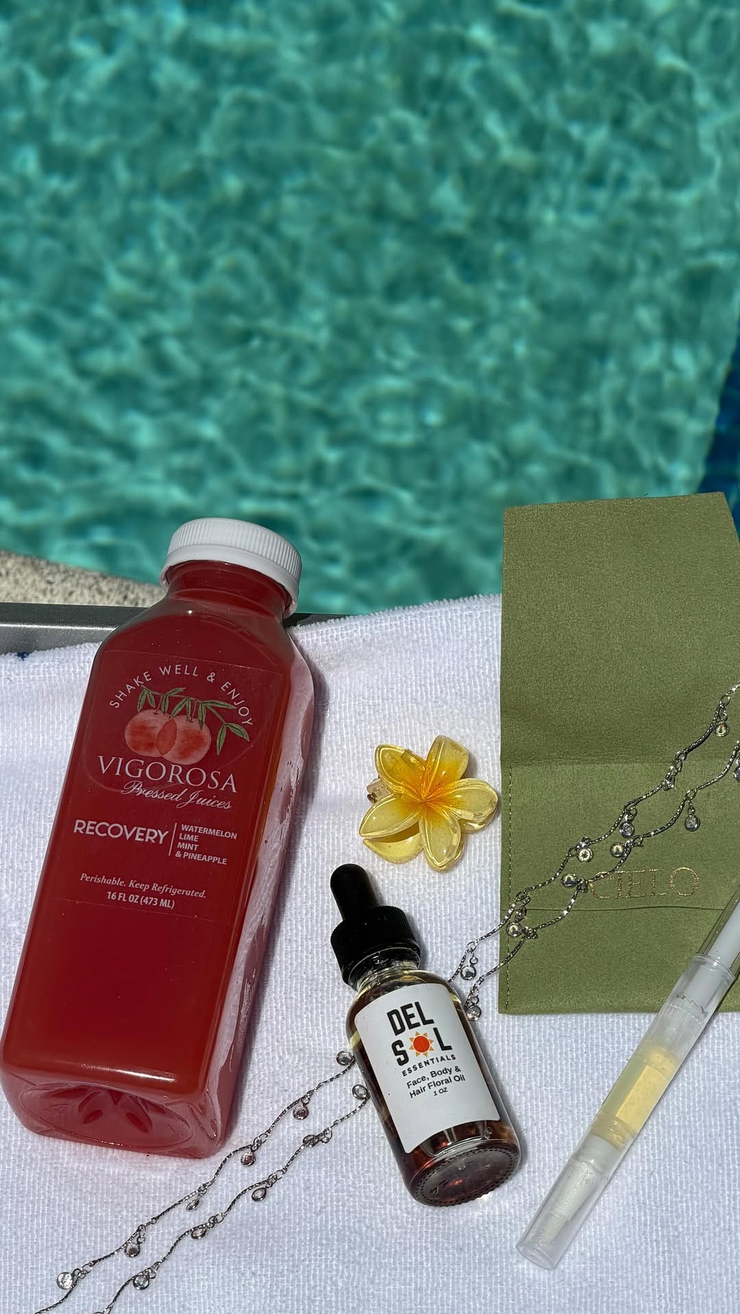 Post 5 by Del Sol Essentials on Instagram (video)