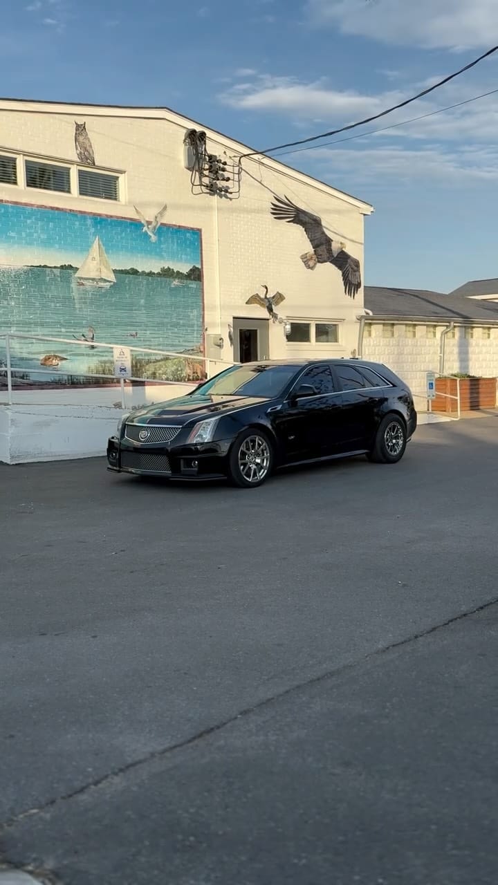 Post 7 by Garrett Foster on Instagram (video)