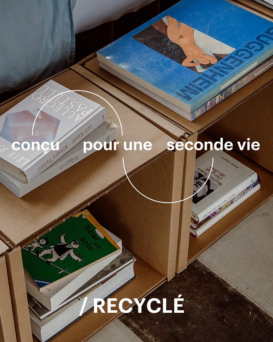 Post 10 by ROOM IN A BOX France on Instagram (carousel)