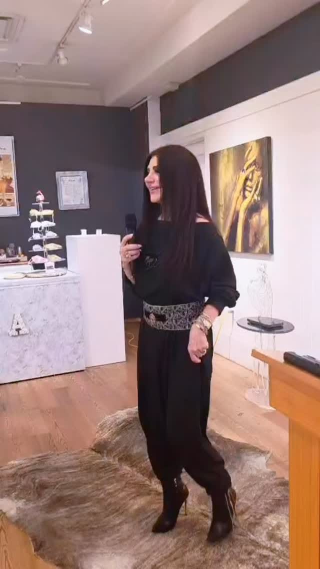 Post 10 by Yalda Kamyab on Instagram (video)