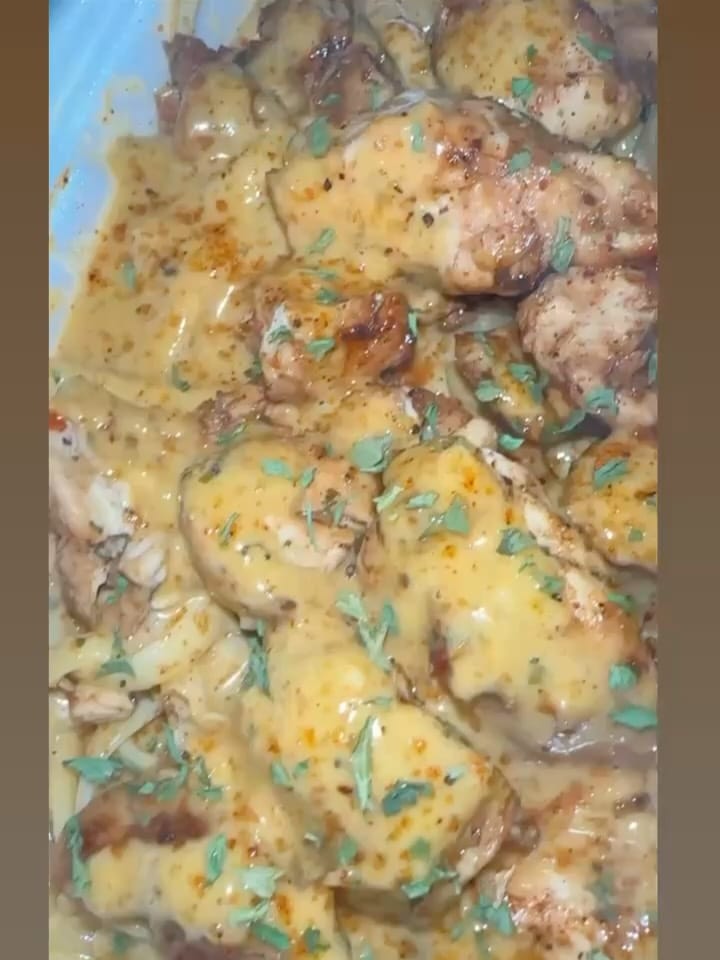 Post 7 by THE FOOD FACTORY on Instagram (carousel)