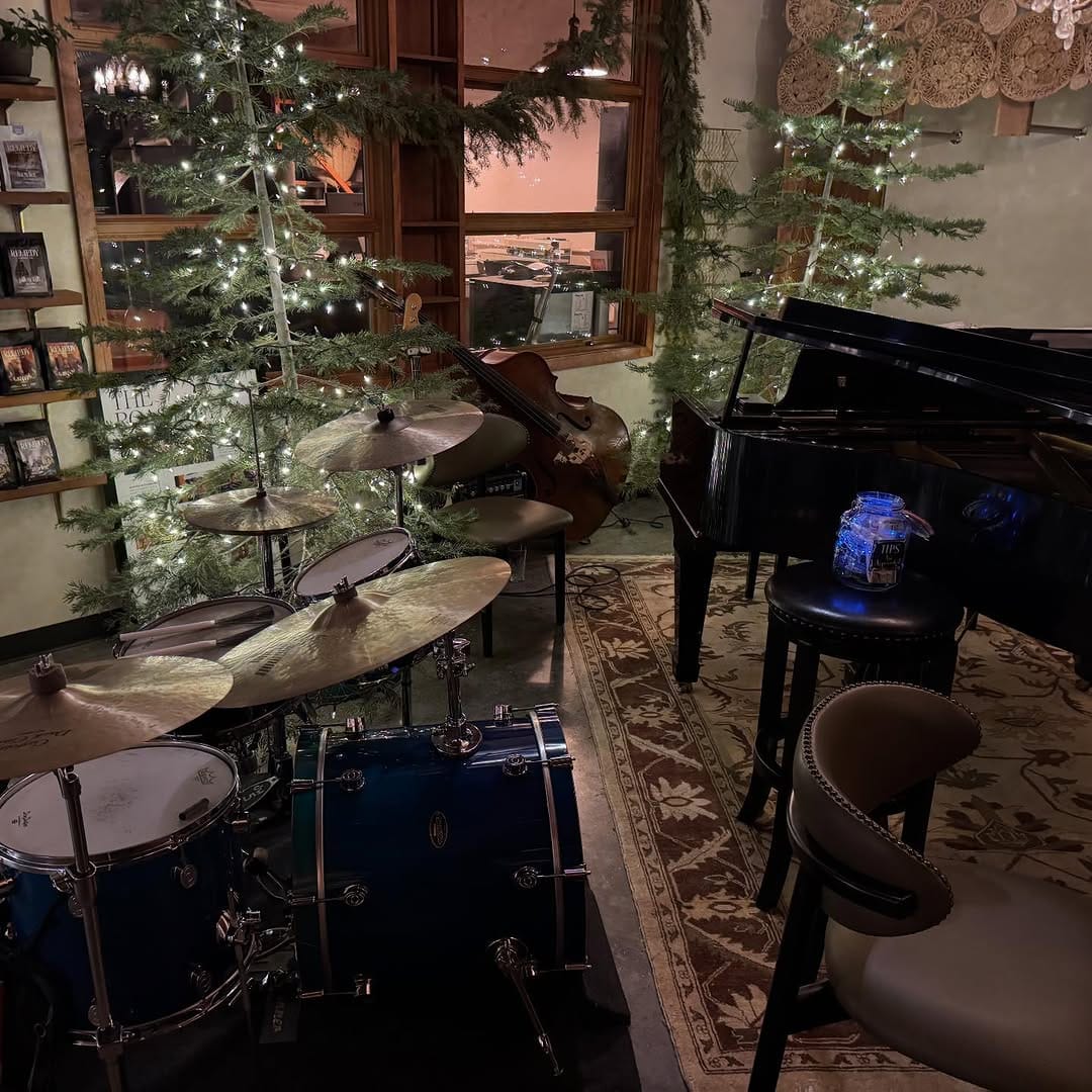 Post 5 by Vinnie Aguas on Instagram (carousel)