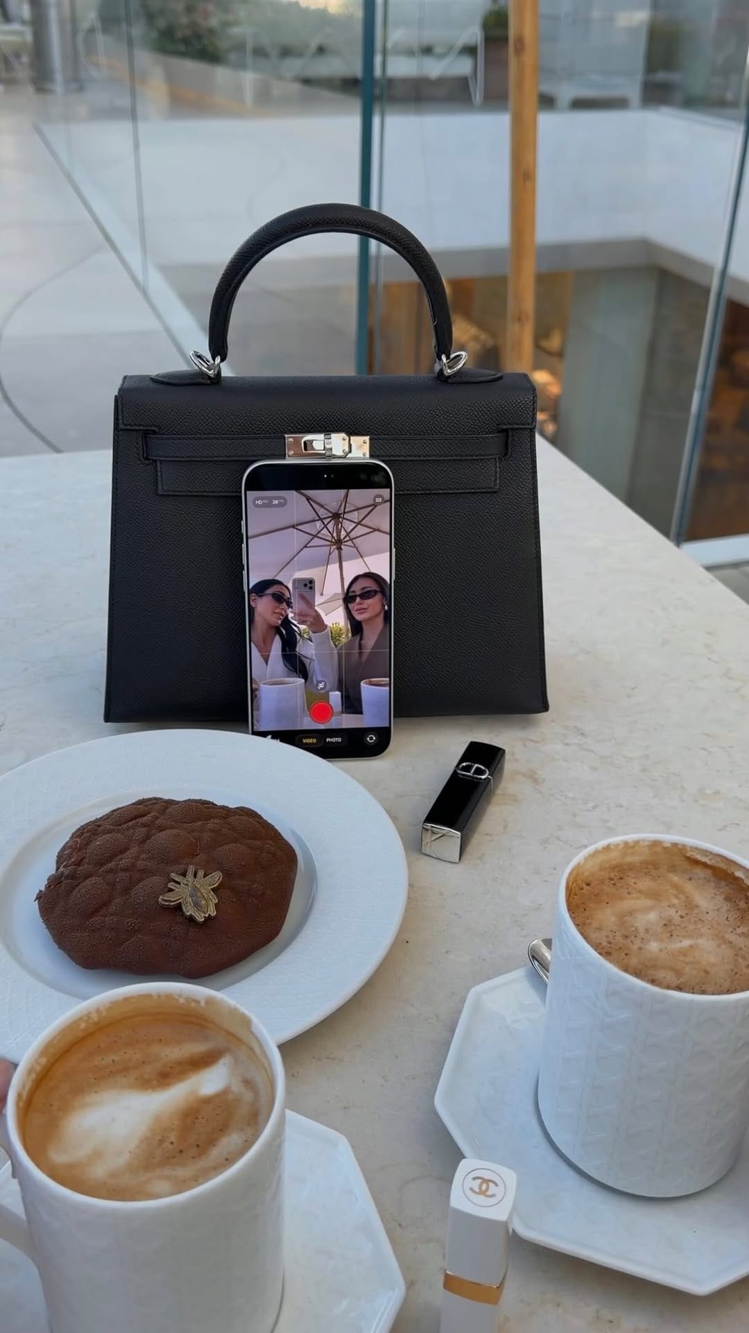 Post 4 by Raha Tavassoli on Instagram (video)