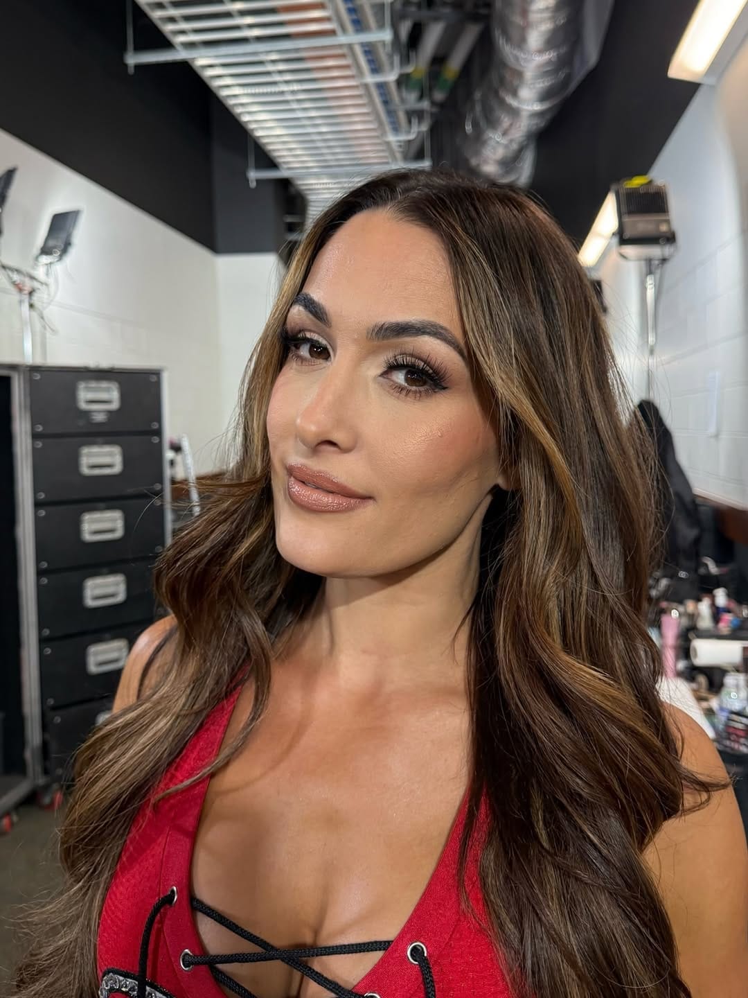 Post 4 by VALENTINA COSTA | Miami Hair + Makeup Artist on Instagram (carousel)