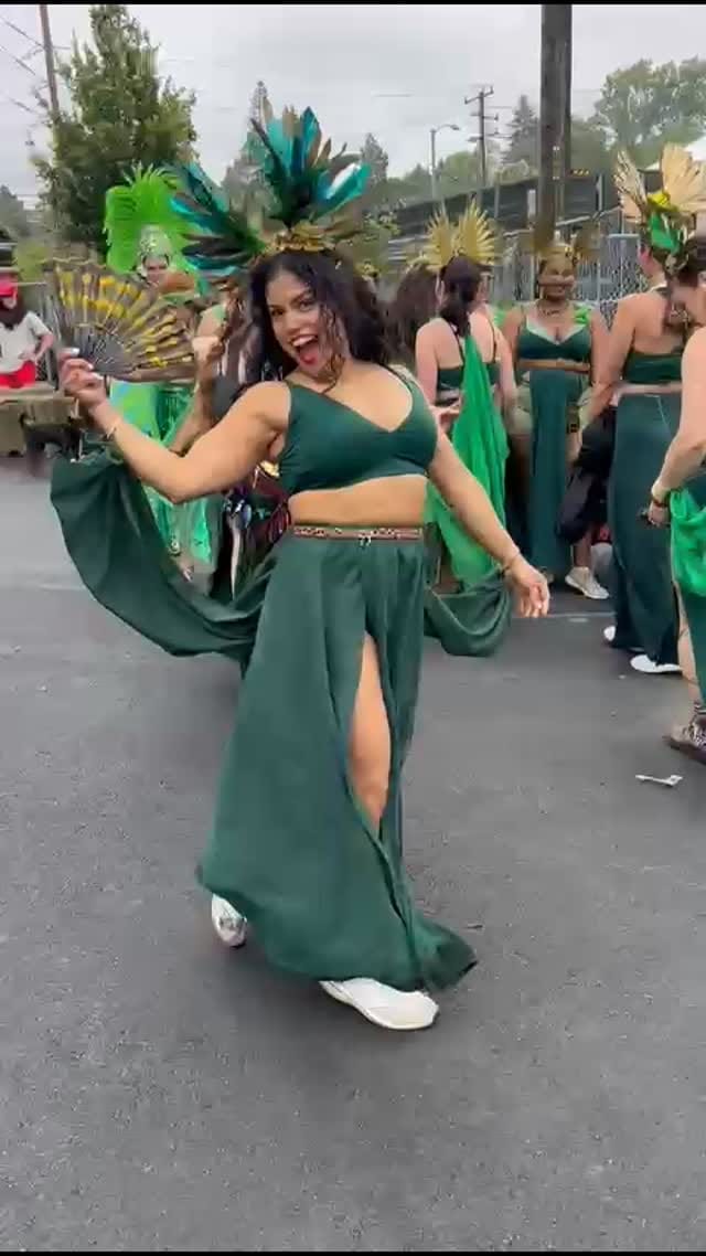 Post 9 by Deise Costa on Instagram (video)