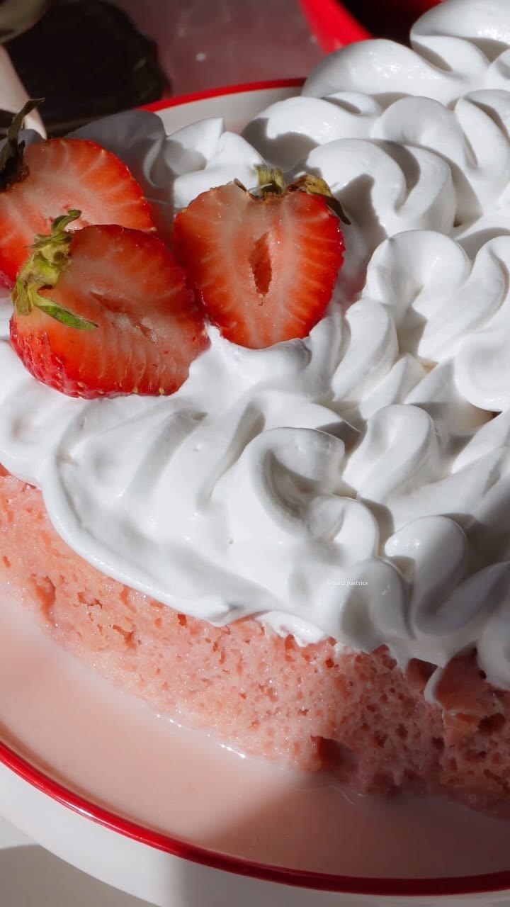 Post 9 by nana pastries on Instagram (video)