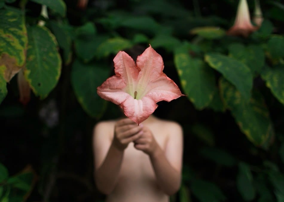 Post 1 by D  E  B     A  C  H  A  K on Instagram (image)