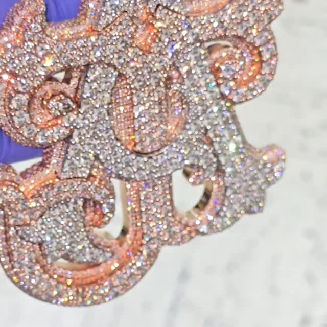 Post 1 by Ricardo Peralta on Instagram (video)