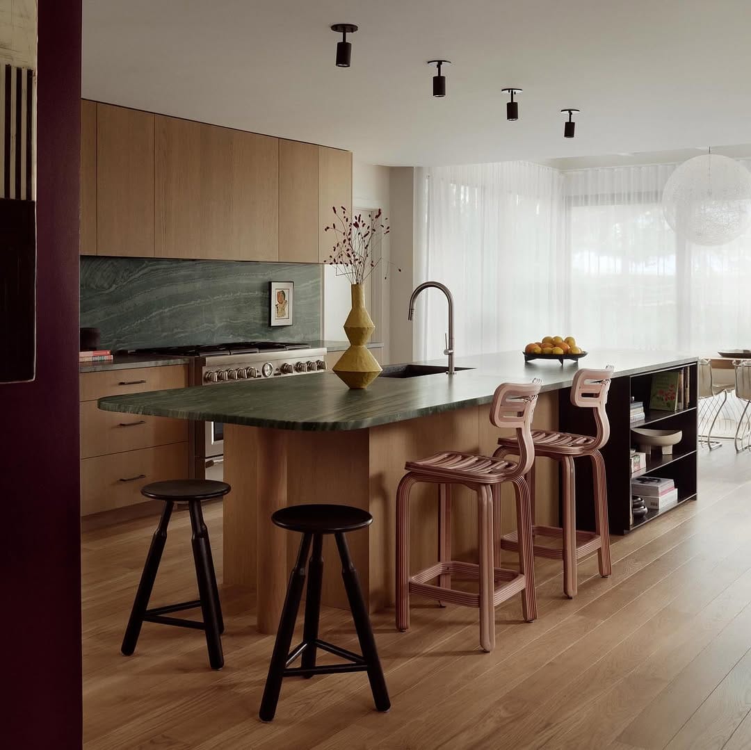 Post 7 by slic design on Instagram (carousel)