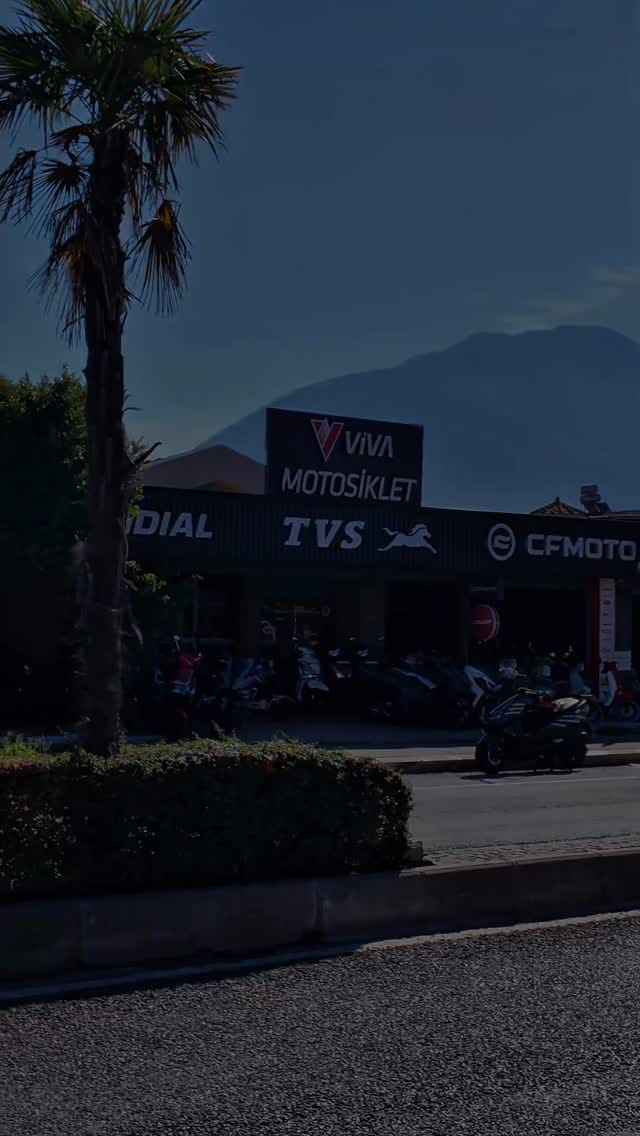 Post 7 by Viva Motosiklet on Instagram (video)