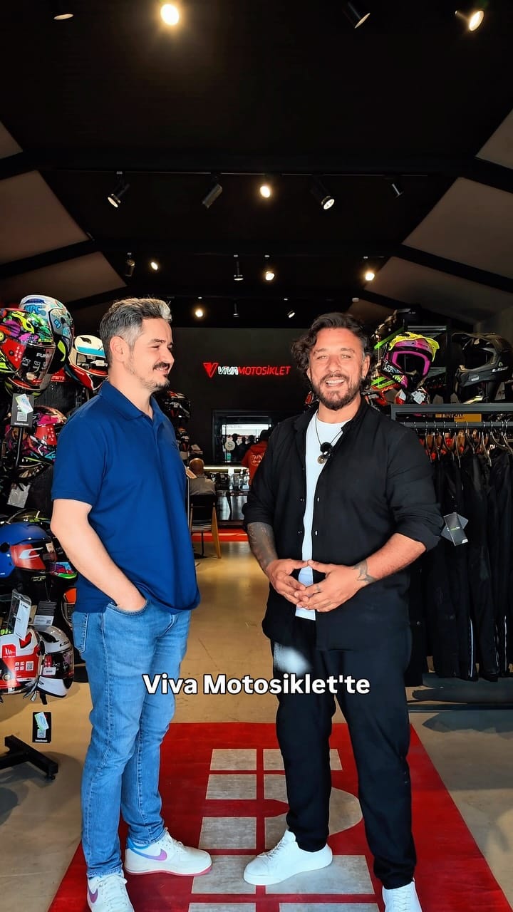 Post 4 by Viva Motosiklet on Instagram (video)