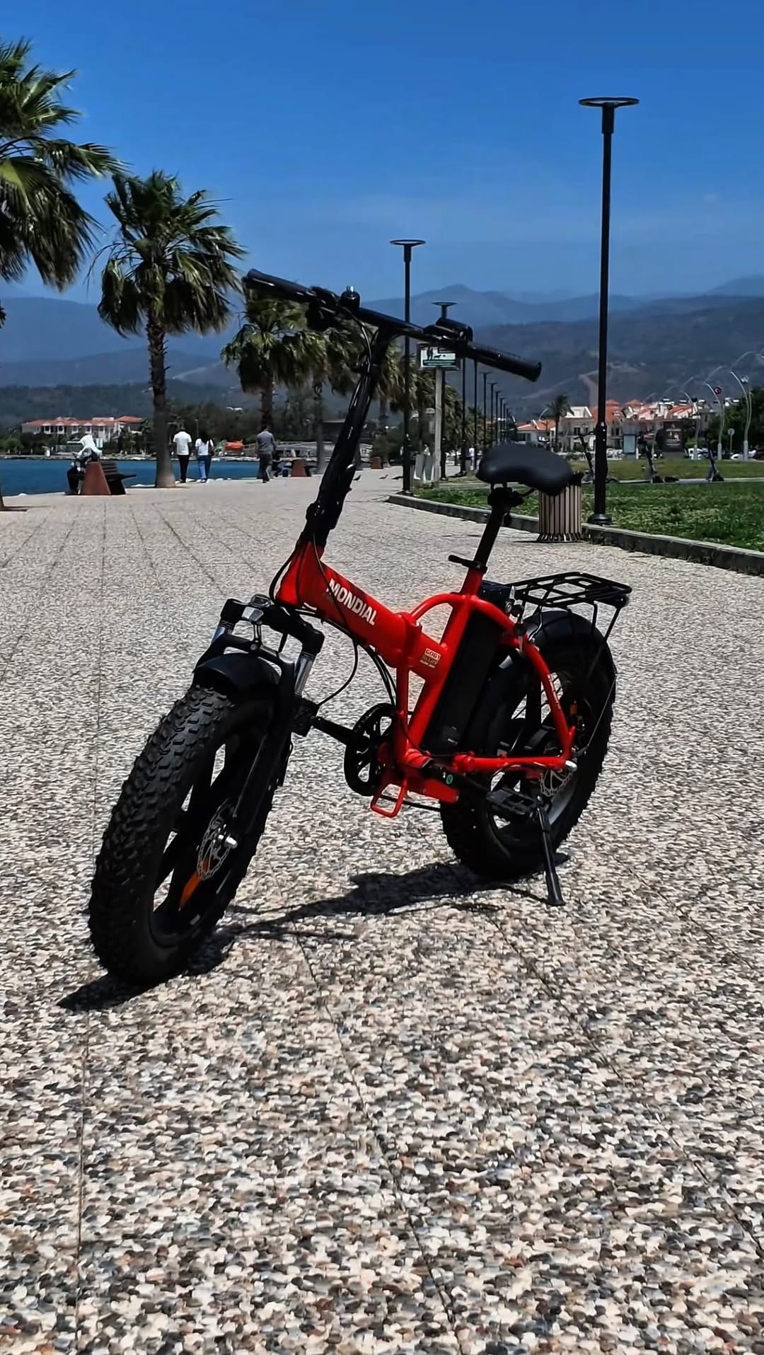 Post 3 by Viva Motosiklet on Instagram (video)