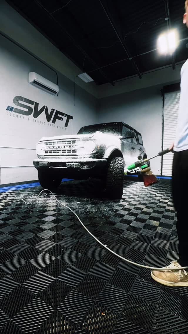 Post 2 by Devon Collins on Instagram (video)