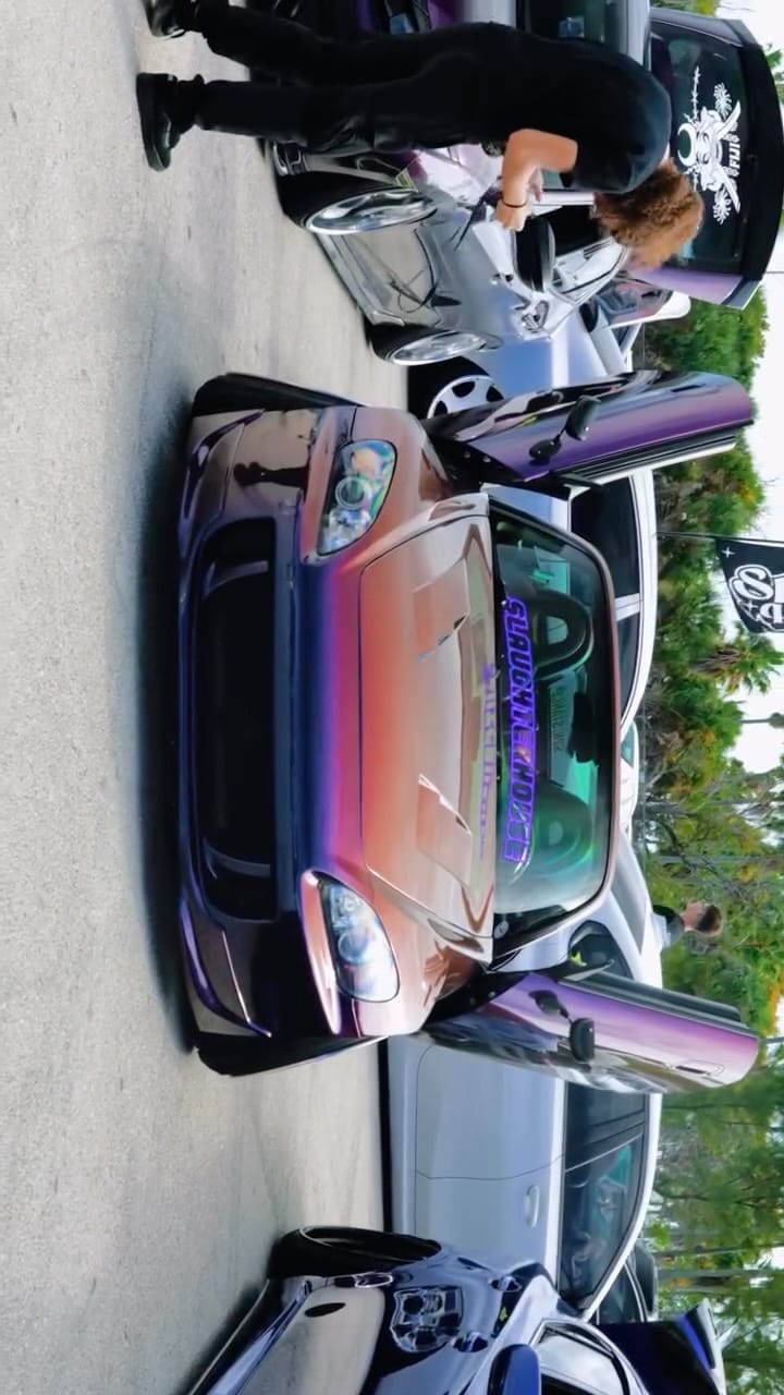 Post 4 by Devon Collins on Instagram (video)