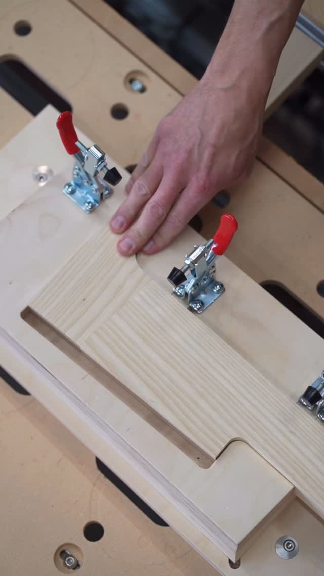 Post 3 by Medium Small on Instagram (video)