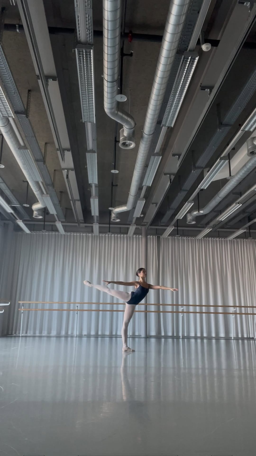 Post 5 by Sophia Heringer on Instagram (video)