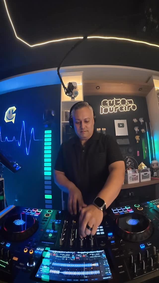 Post 7 by DJ Creme on Instagram (video)