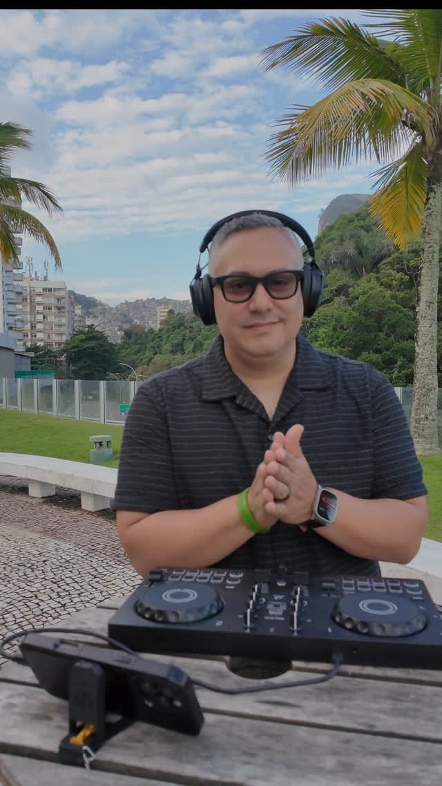 Post 1 by DJ Creme on Instagram (video)