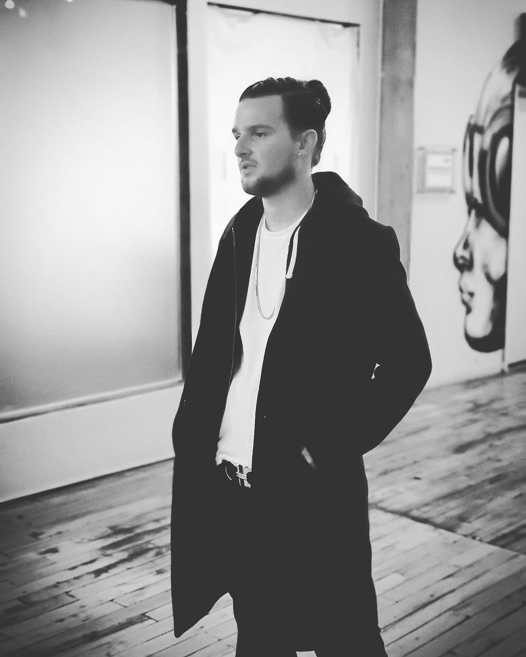 Post 8 by Cagney on Instagram (image)