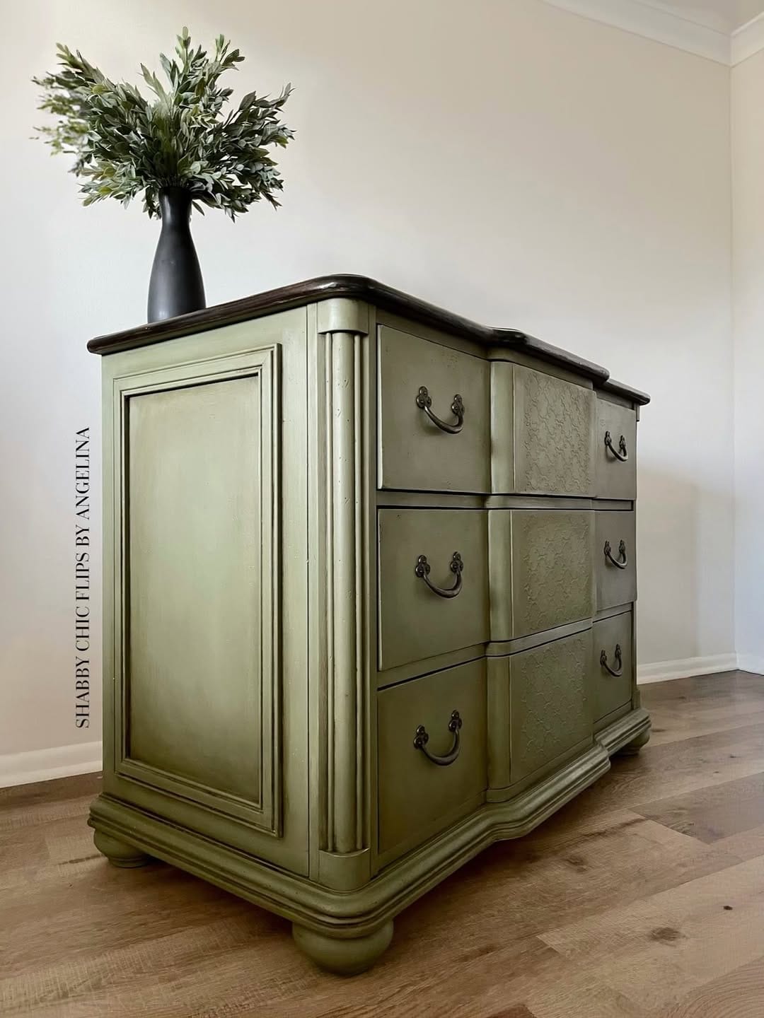 Post 5 by Angelina & Tom | Furniture Refinishing 🖌️ on Instagram (image)