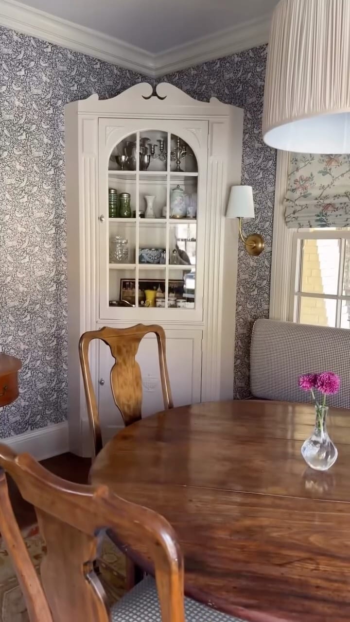 Post 6 by Katy Evans Design on Instagram (video)