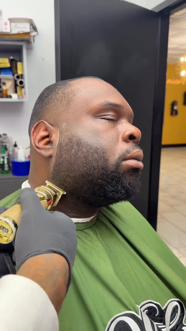 Post 6 by Toro Wright on Instagram (video)