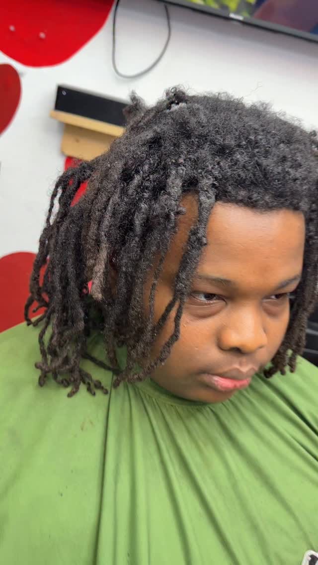 Post 5 by Toro Wright on Instagram (video)