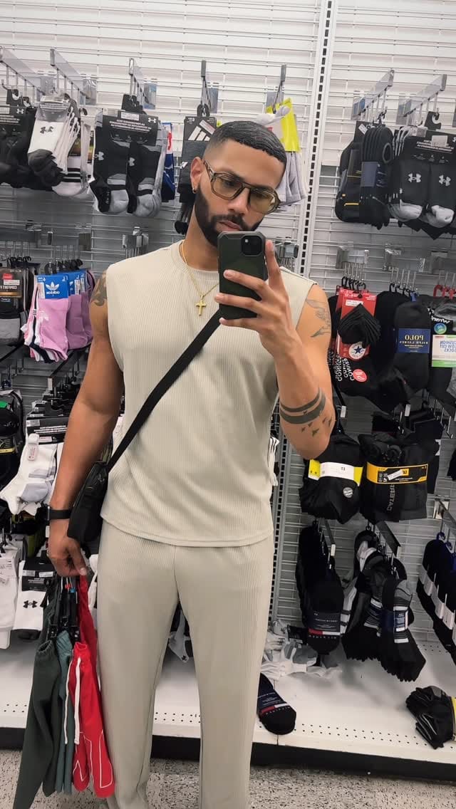 Post 2 by ᴍᴀʀᴄ ᴍᴏᴛᴇɴ (ᴏɴʟʏ ᴀᴄᴄᴏᴜɴᴛ) on Instagram (video)