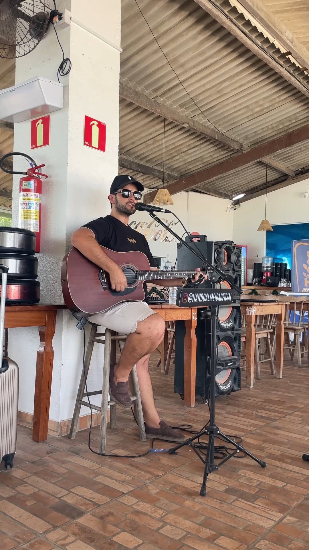 Post 5 by Nando Almeida on Instagram (video)