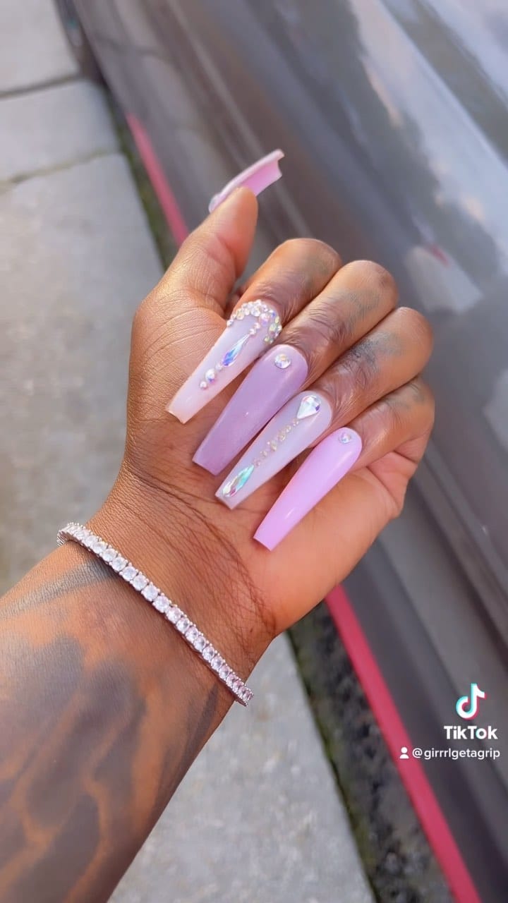 Post 4 by Get Grippped 💖 on Instagram (video)