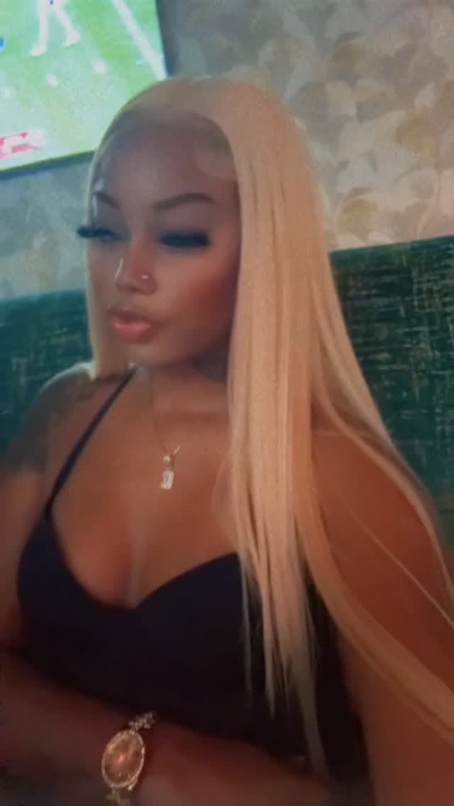 Post 5 by Kenn💋 on Instagram (video)