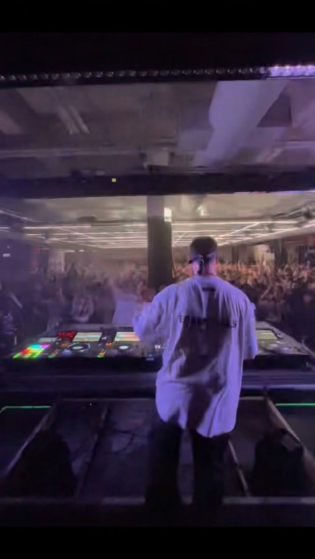 Post 8 by FAME Sounds on Instagram (video)