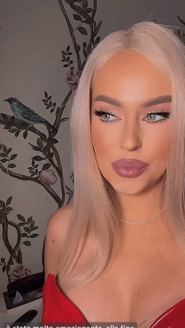 Post 6 by ✨MIHAELA✨ on Instagram (video)