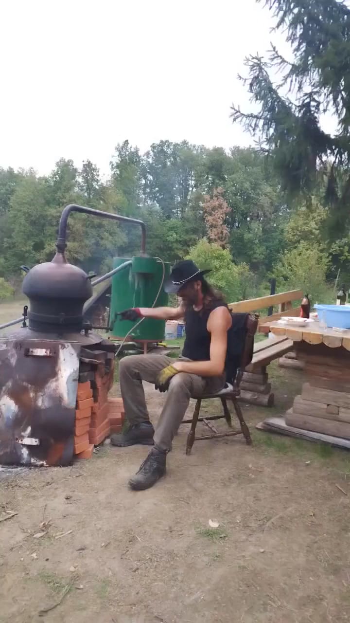Post 3 by Nitro Acoustic on Instagram (video)