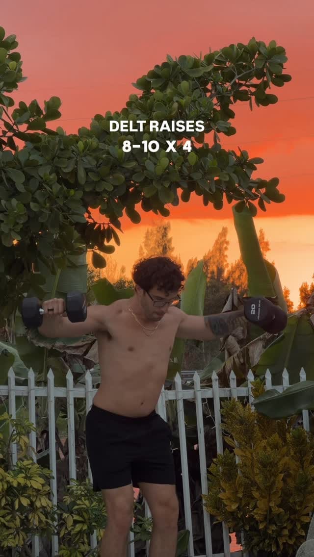 Post 4 by Jonathan Urra 🧿🪐 on Instagram (video)