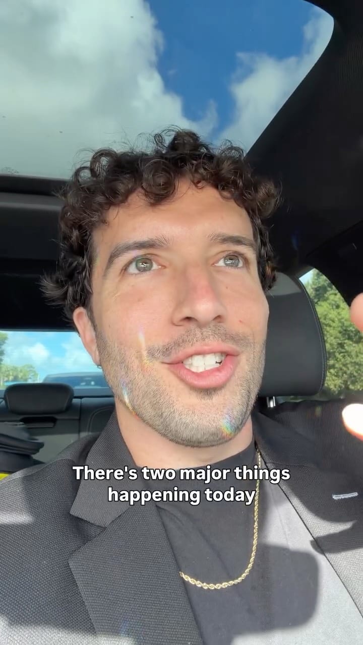 Post 8 by Jonathan Urra 🧿🪐 on Instagram (video)