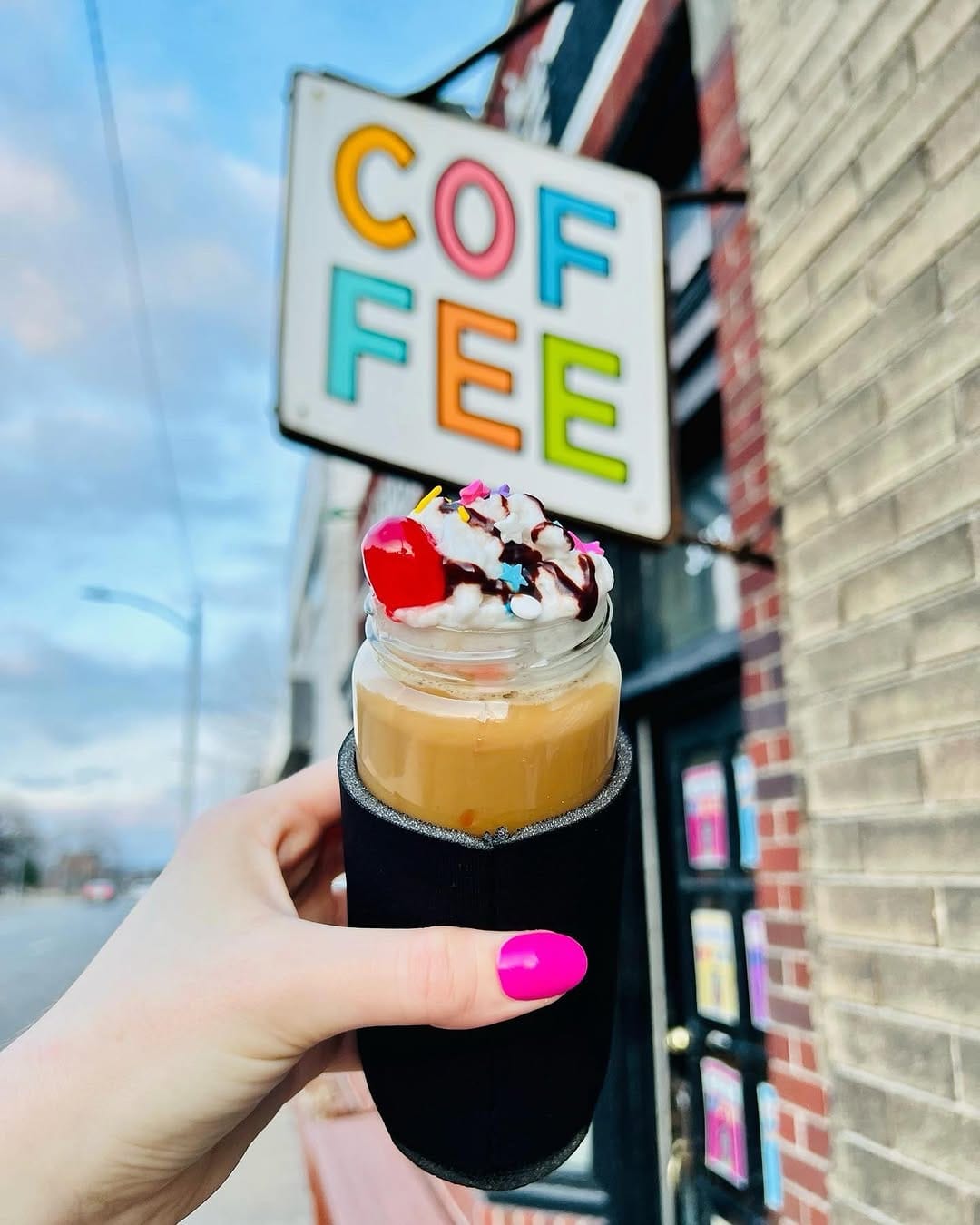 Post 3 by AMATEUR COFFEE ™ on Instagram (carousel)