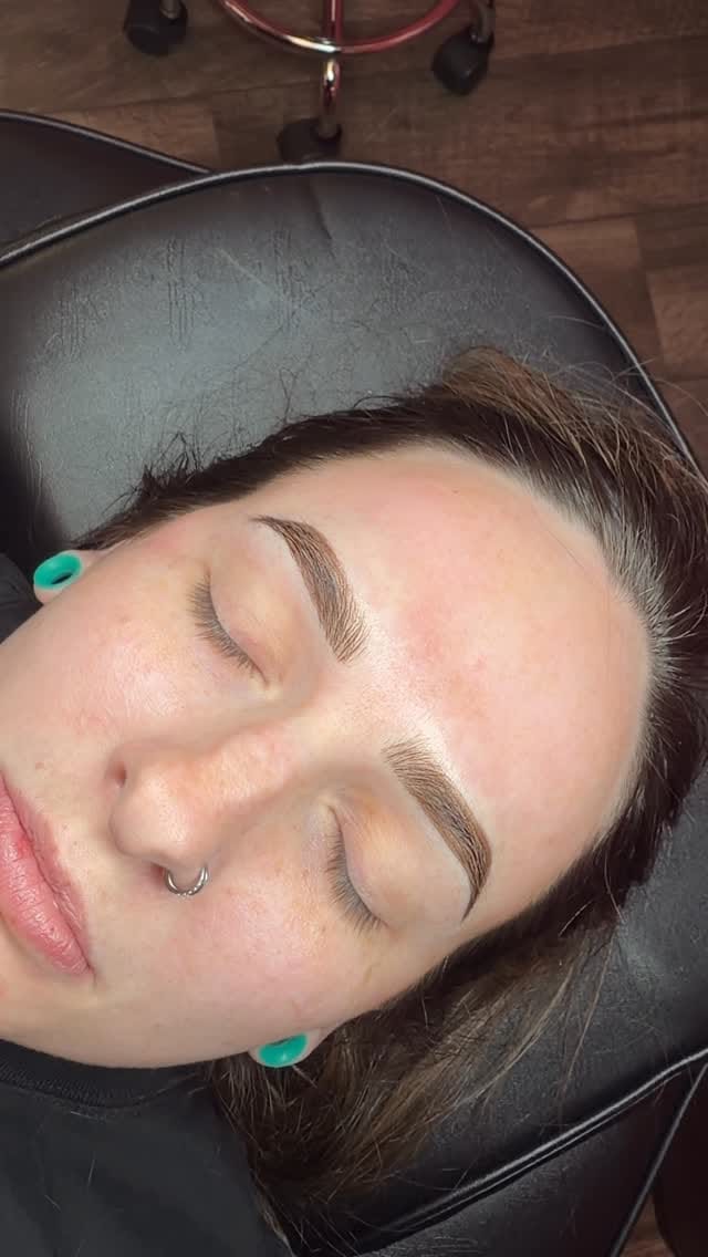 Post 10 by Atlanta Brow Specialist on Instagram (video)