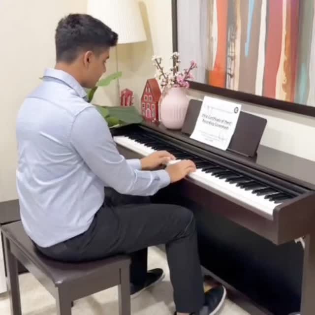Post 4 by Yasmin‌‌‌|مدرس پیانو|یاسمین🎼 on Instagram (video)