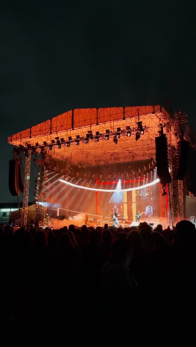 Post 2 by The Stage at Suffolk Downs on Instagram (video)