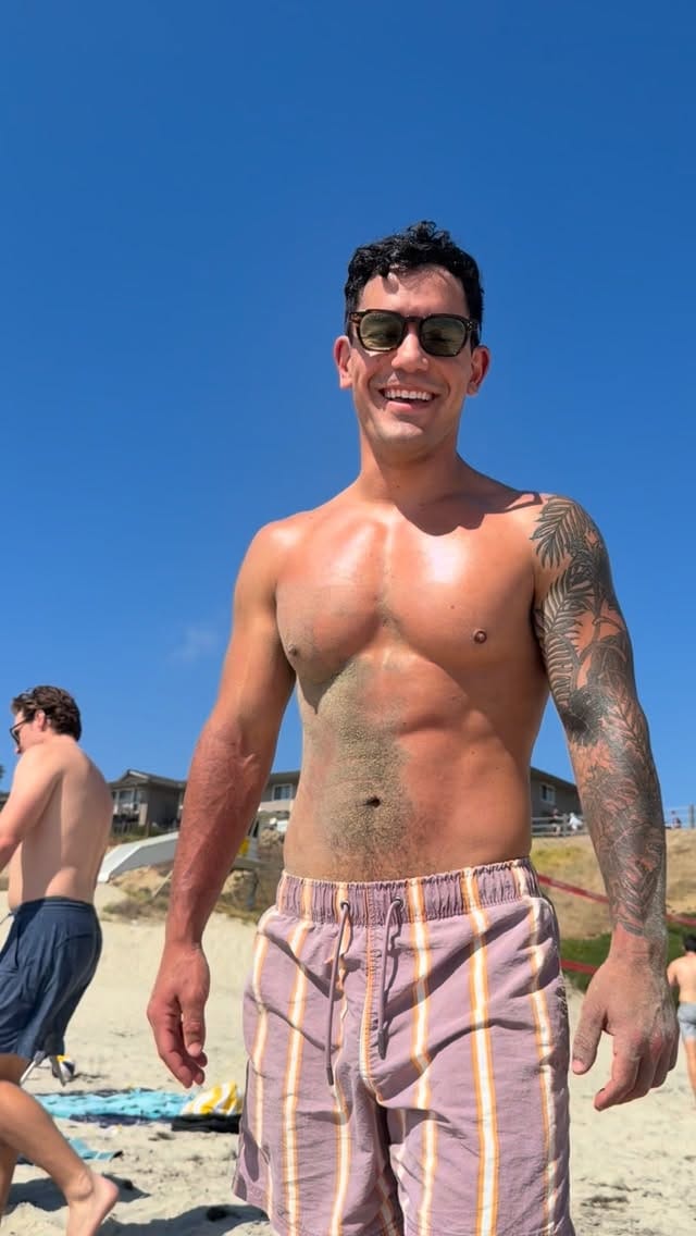 Post 3 by Andy Acosta on Instagram (video)