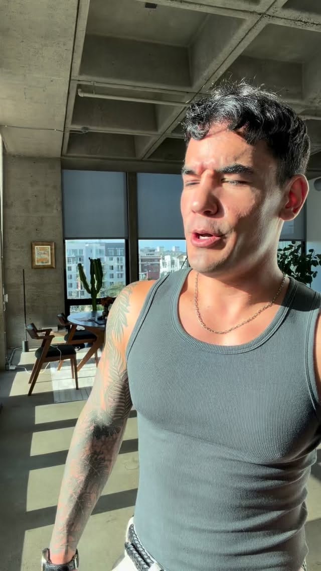 Post 5 by Andy Acosta on Instagram (video)