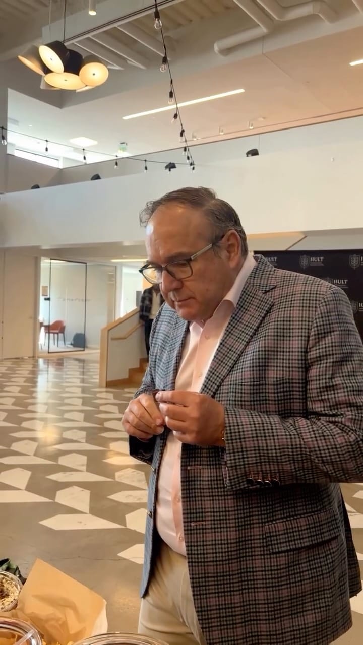 Post 5 by Hult Boston on Instagram (video)