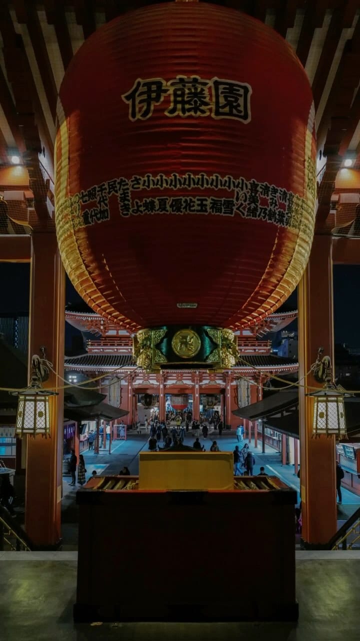 Post 2 by Asakusa. Photo. Studio. on Instagram (video)