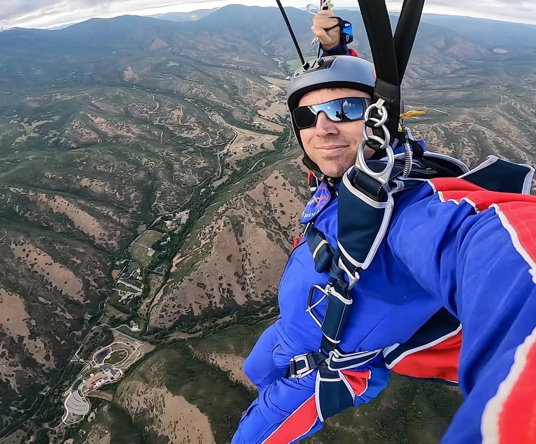 Post 10 by Professional Skydivers on Instagram (carousel)