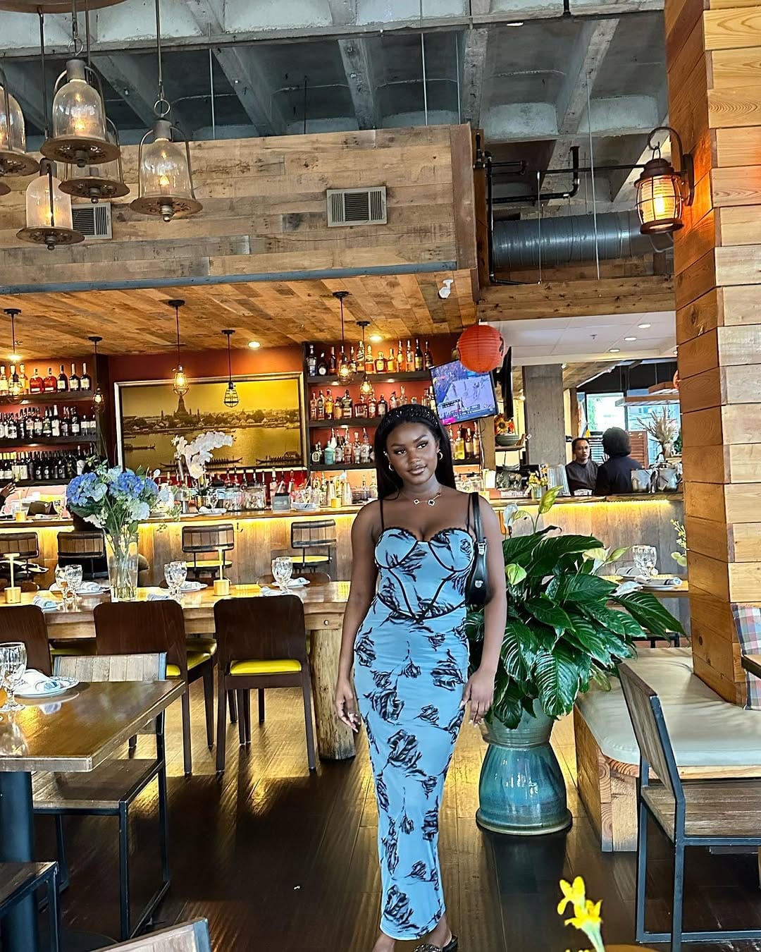 Post 8 by Sarah Dias on Instagram (carousel)